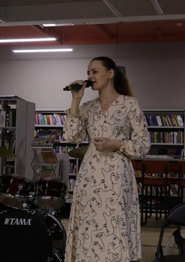 naymova